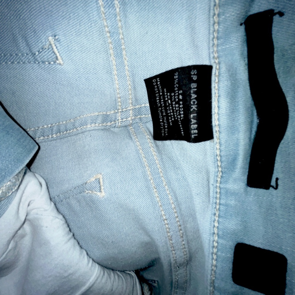 BLACK LABEL DISTRESSED JEANS, Size 31